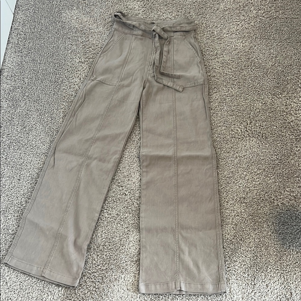 Hudson Jeans Khaki Wide-Leg Pants with Belt